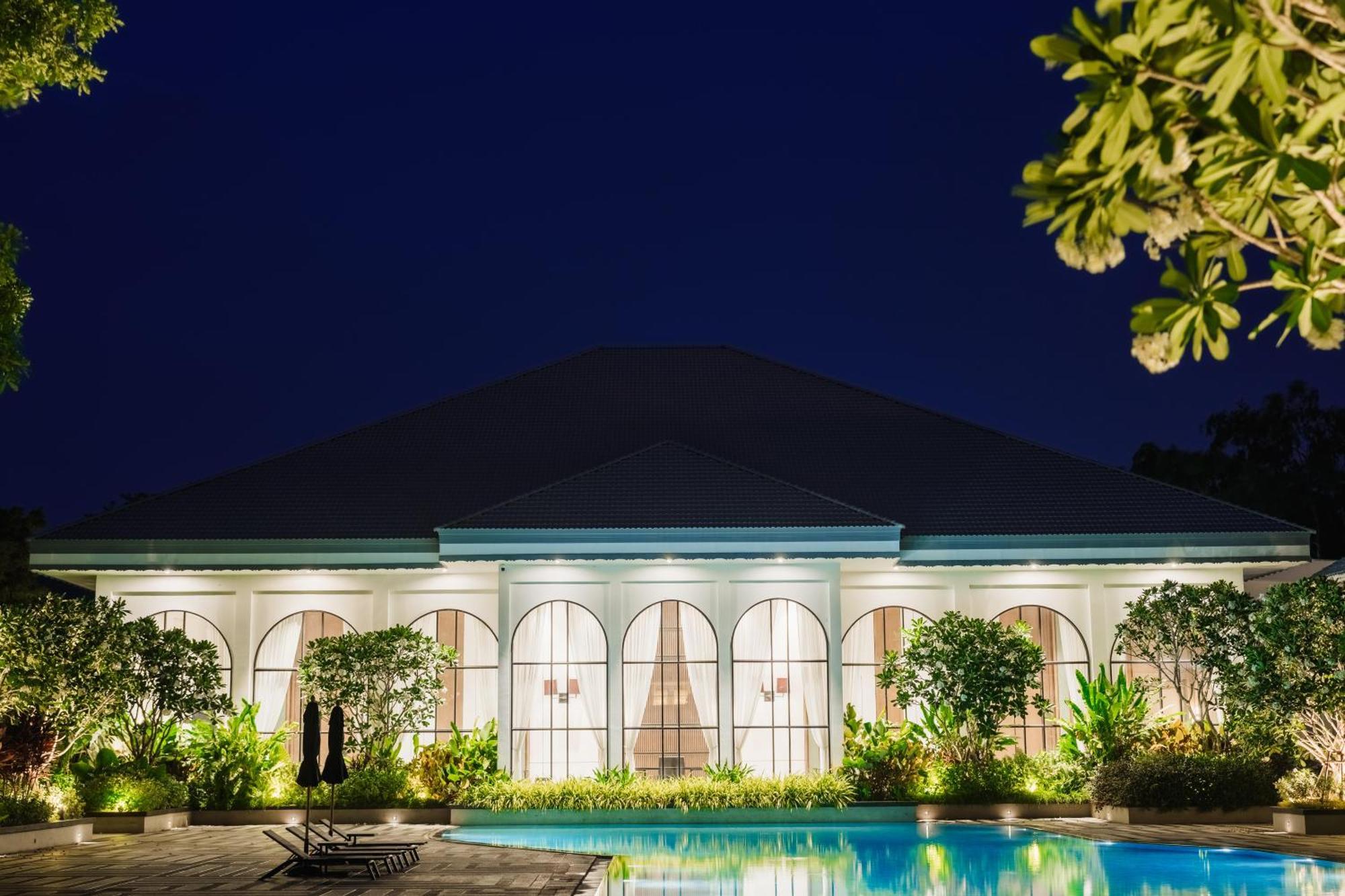 Indochina Hotel Sa Kaeo Exteriör bild