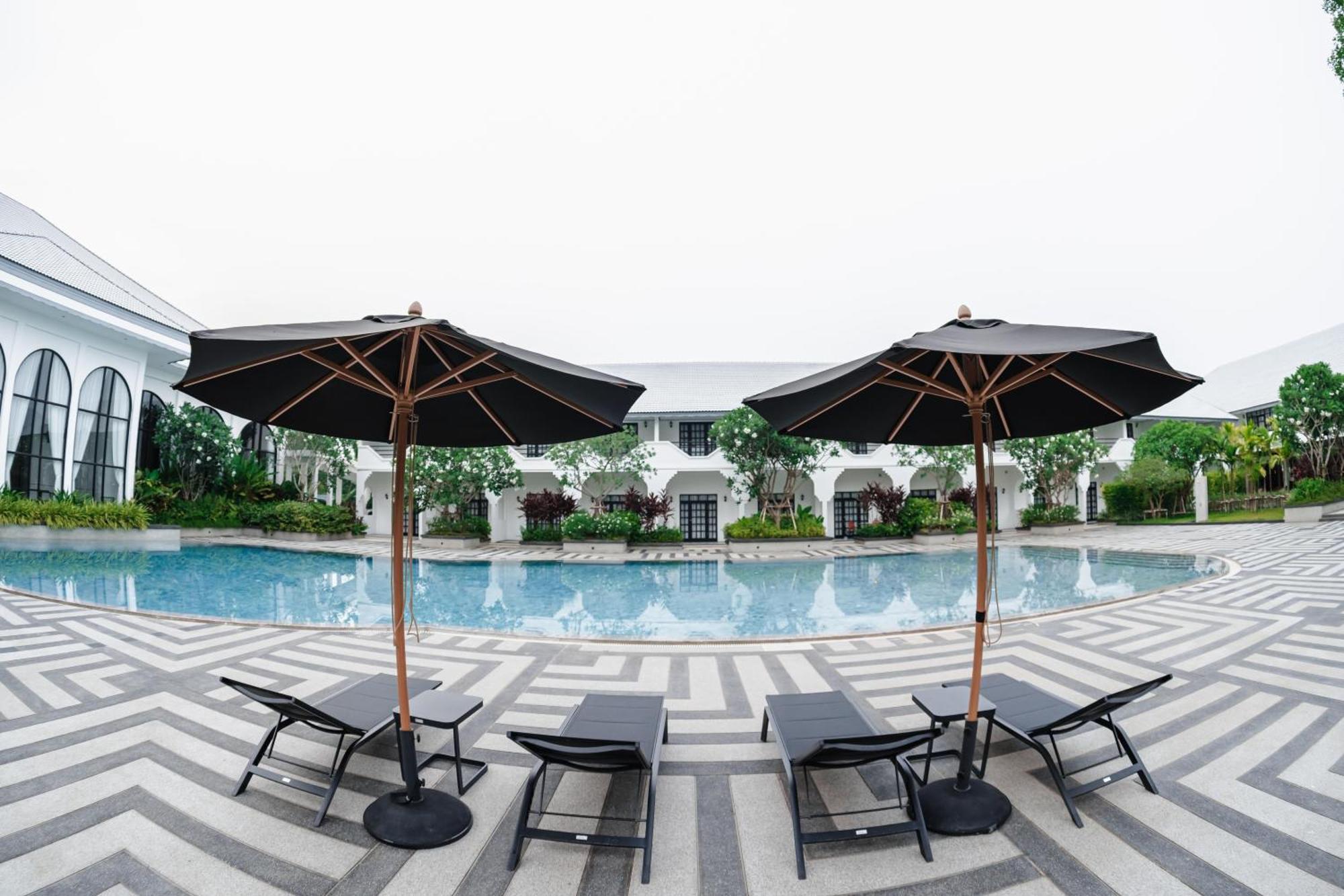 Indochina Hotel Sa Kaeo Exteriör bild