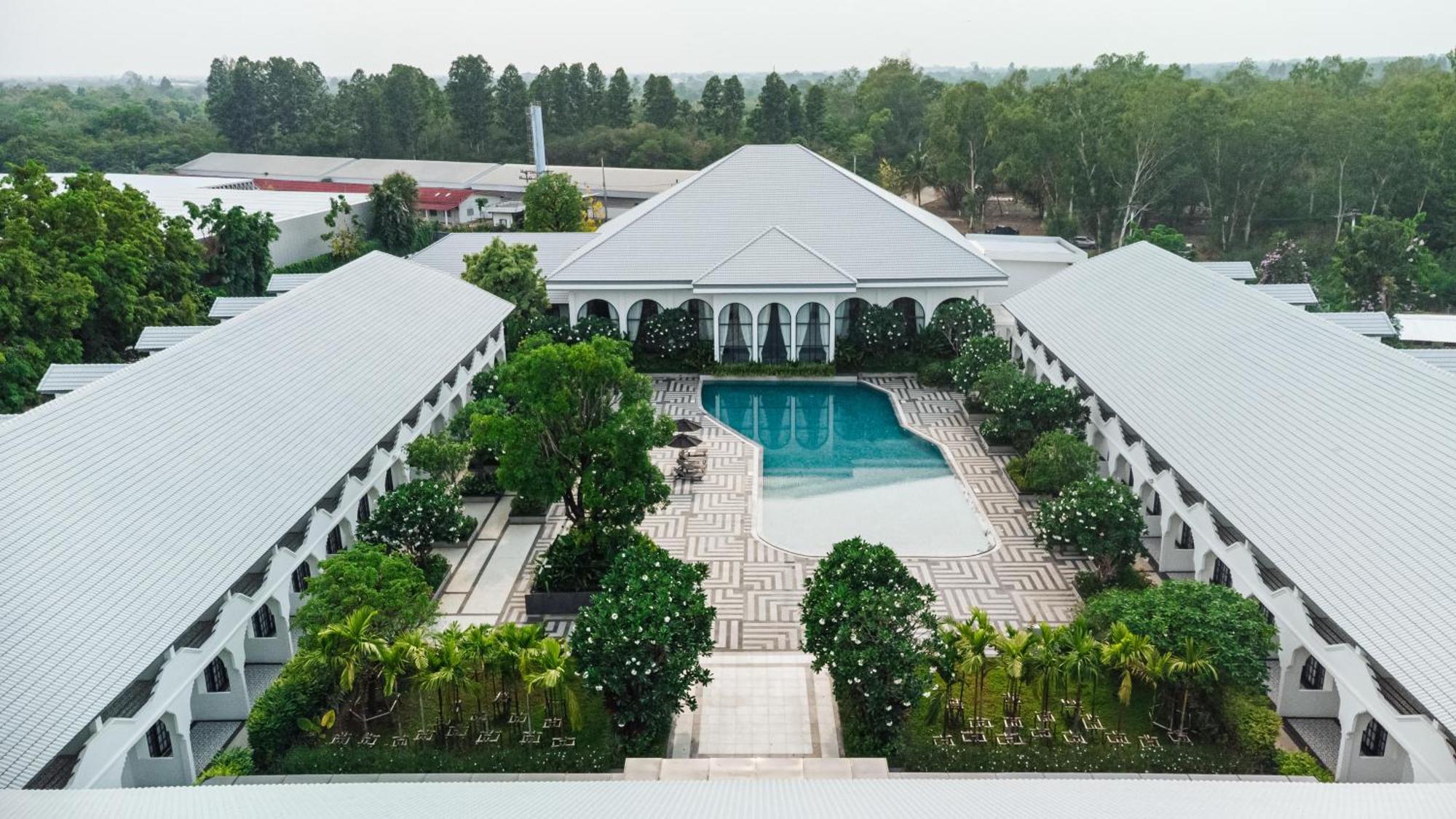 Indochina Hotel Sa Kaeo Exteriör bild