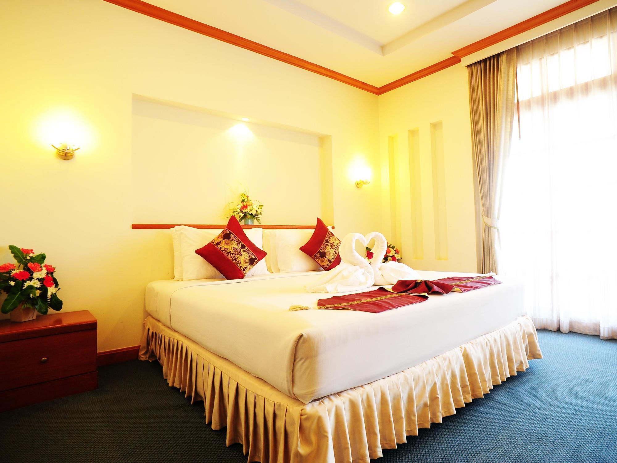 Indochina Hotel Sa Kaeo Exteriör bild